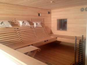 Hybridisauna, kaksi saunaa samassa tilassa